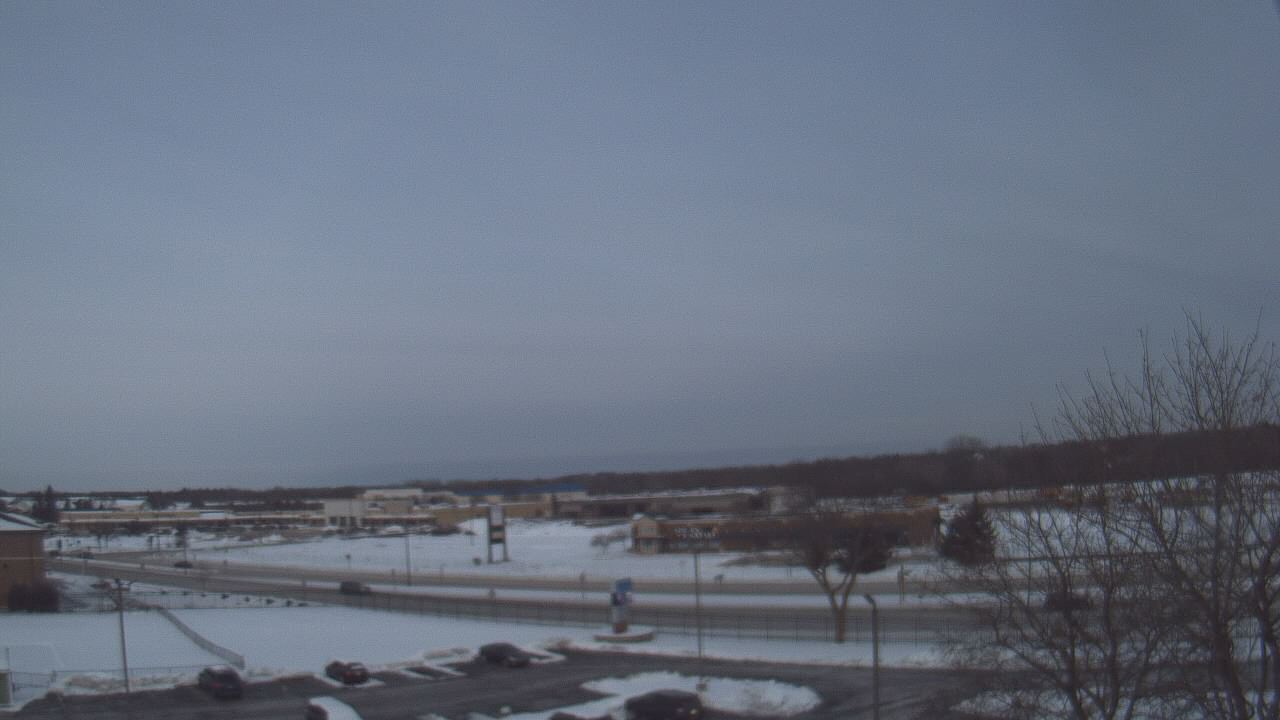 Thumbnail for current weather camera view from WITI-TV in Brown Deer, Wisconsin