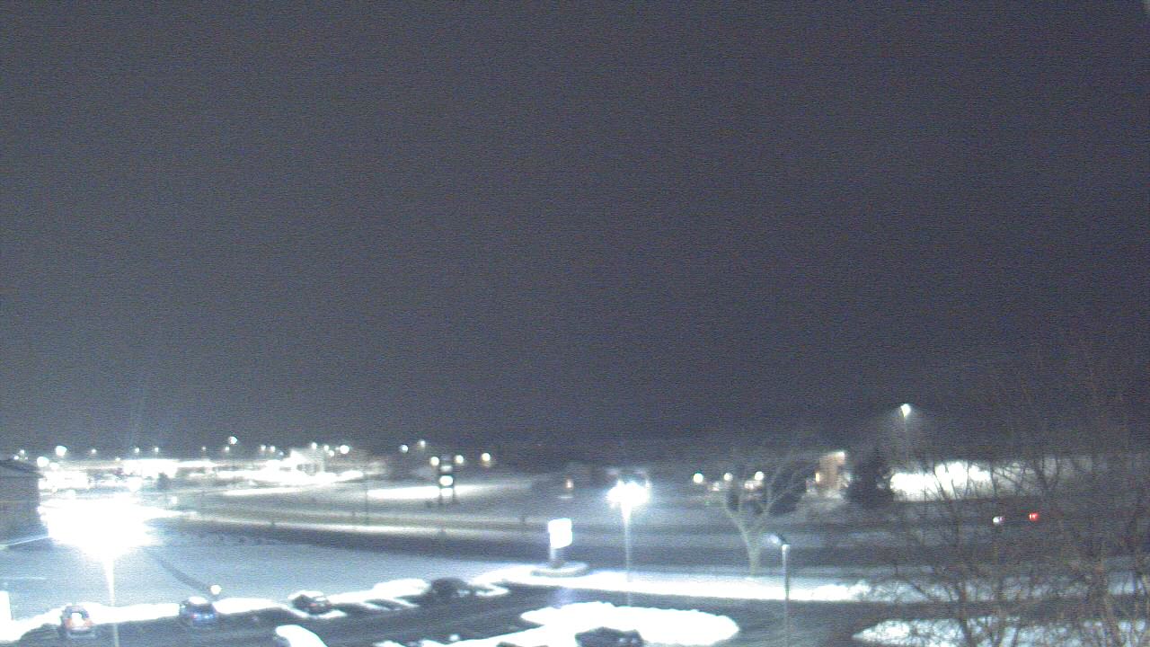 Thumbnail for current weather camera view from WITI-TV in Brown Deer, Wisconsin