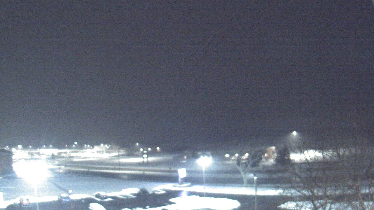 Thumbnail for current weather camera view from WITI-TV in Brown Deer, Wisconsin