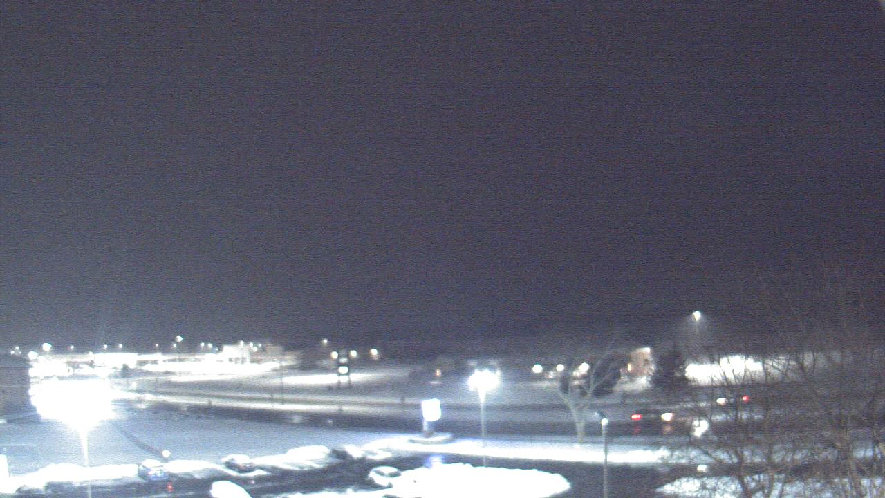 Thumbnail for current weather camera view from WITI-TV in Brown Deer, Wisconsin