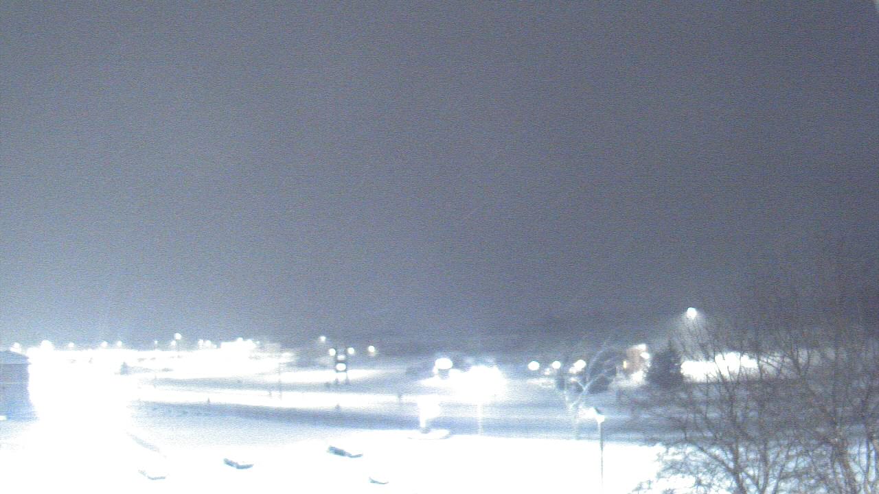 Thumbnail for current weather camera view from WITI-TV in Brown Deer, Wisconsin