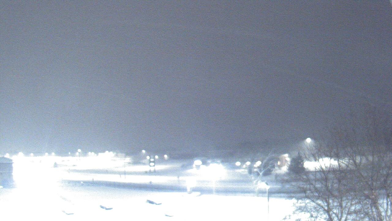 Thumbnail for current weather camera view from WITI-TV in Brown Deer, Wisconsin