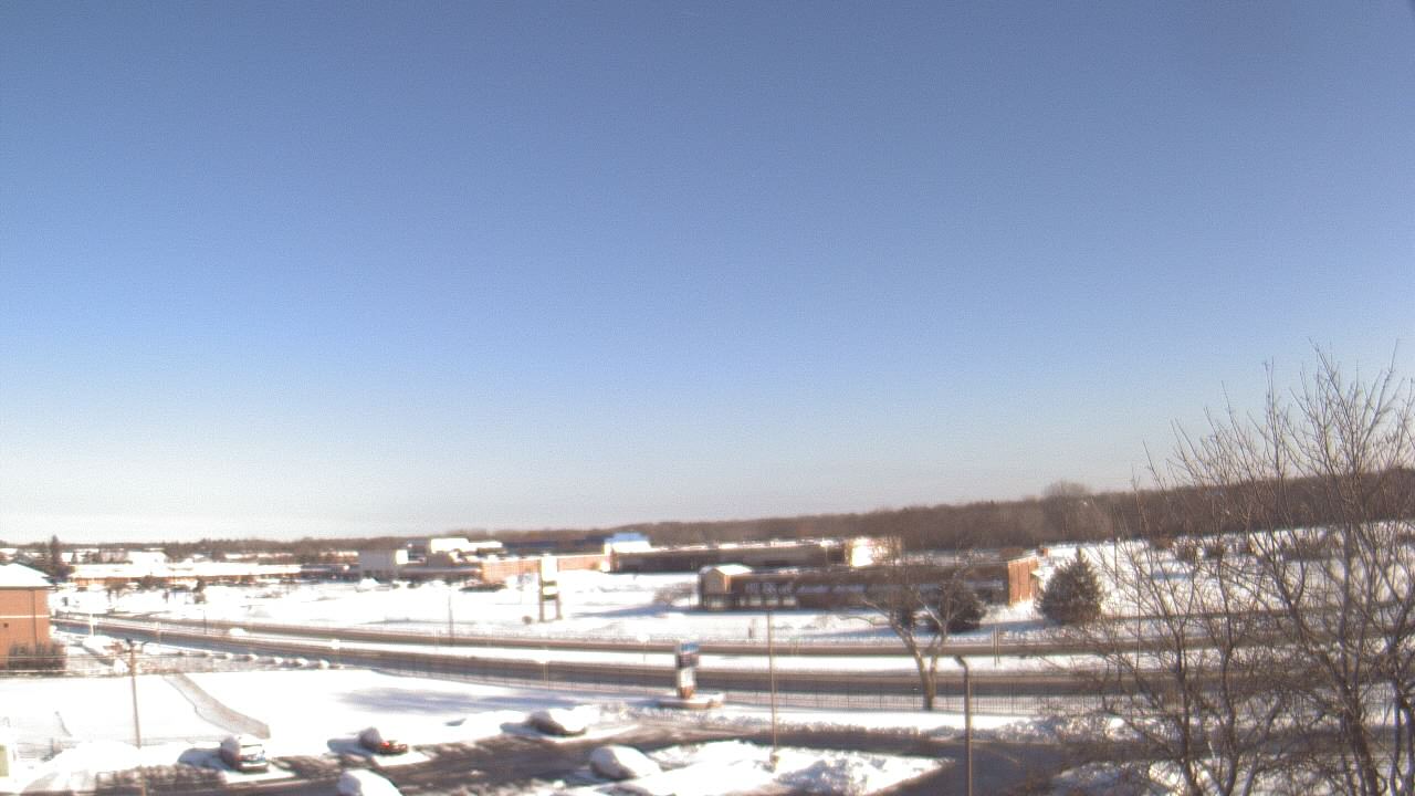 Thumbnail for current weather camera view from WITI-TV in Brown Deer, Wisconsin