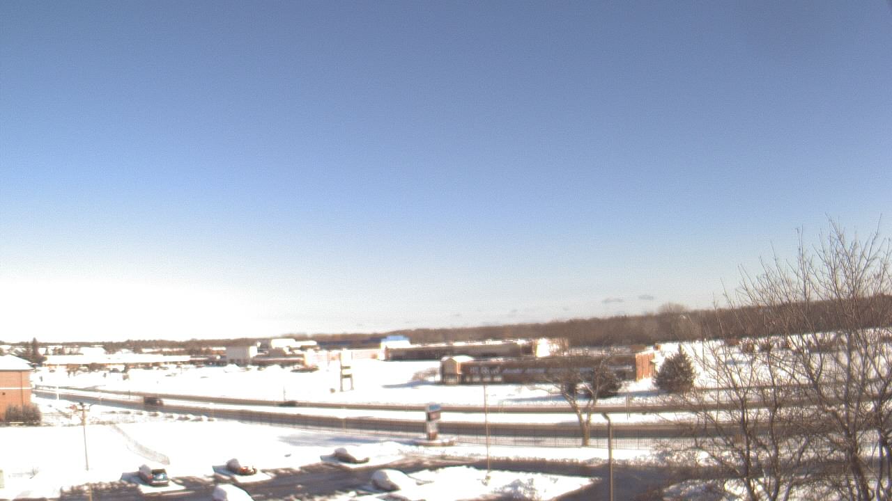 Thumbnail for current weather camera view from WITI-TV in Brown Deer, Wisconsin