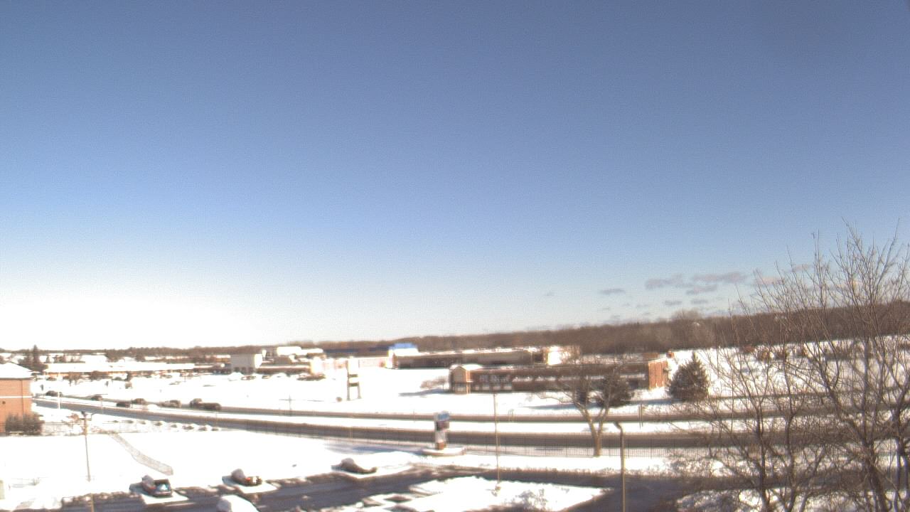 Thumbnail for current weather camera view from WITI-TV in Brown Deer, Wisconsin