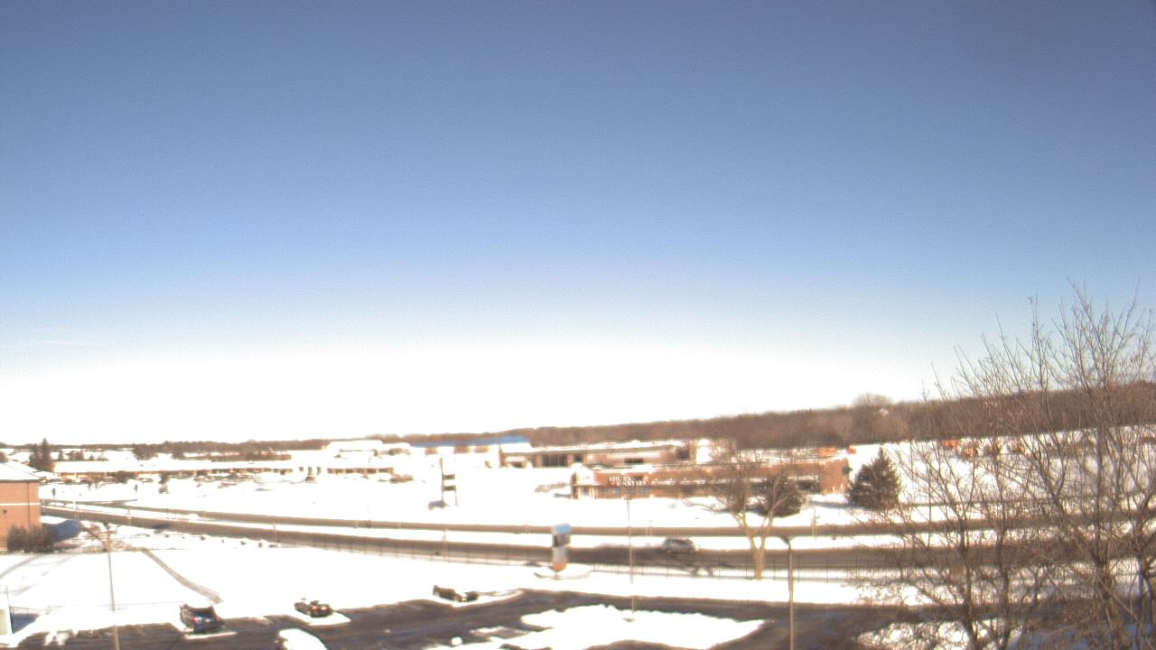 Thumbnail for current weather camera view from WITI-TV in Brown Deer, Wisconsin