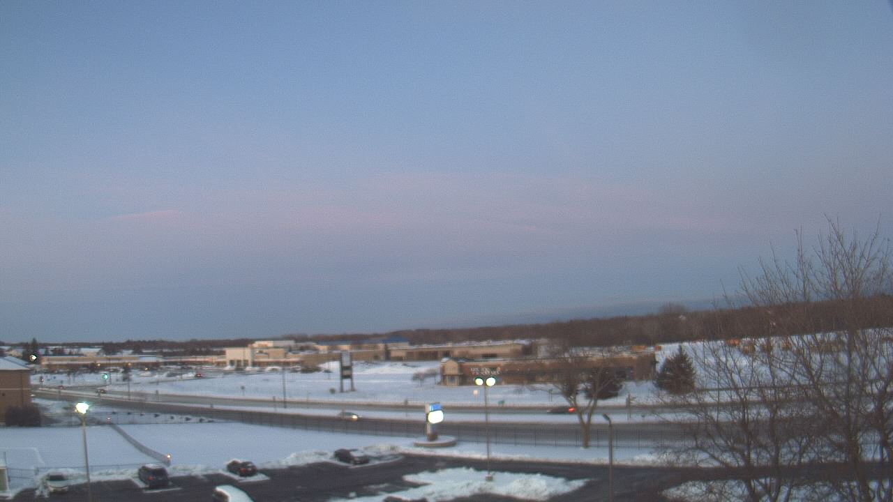 Thumbnail for current weather camera view from WITI-TV in Brown Deer, Wisconsin