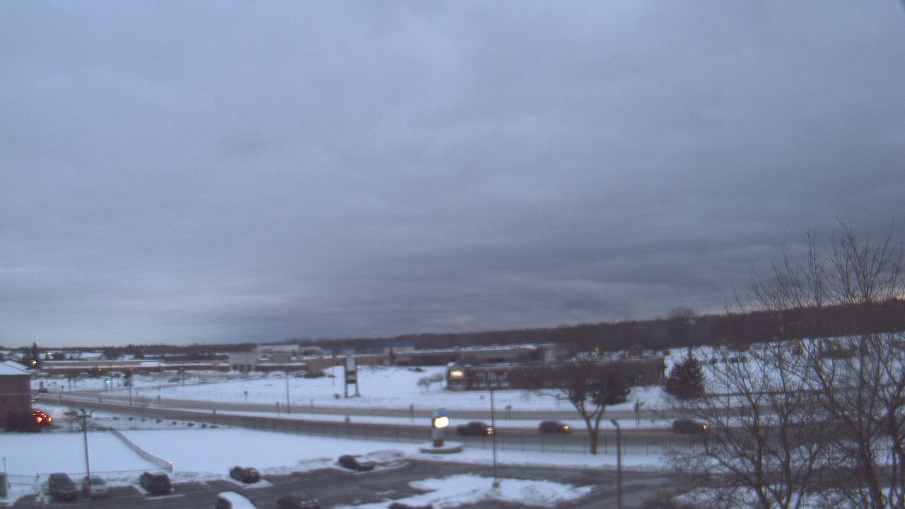 Thumbnail for current weather camera view from WITI-TV in Brown Deer, Wisconsin