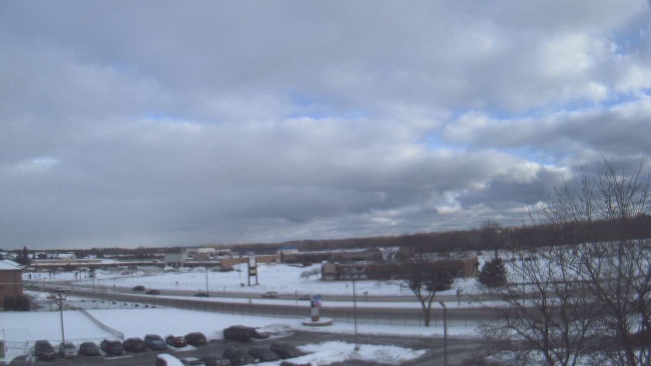 Thumbnail for current weather camera view from WITI-TV in Brown Deer, Wisconsin
