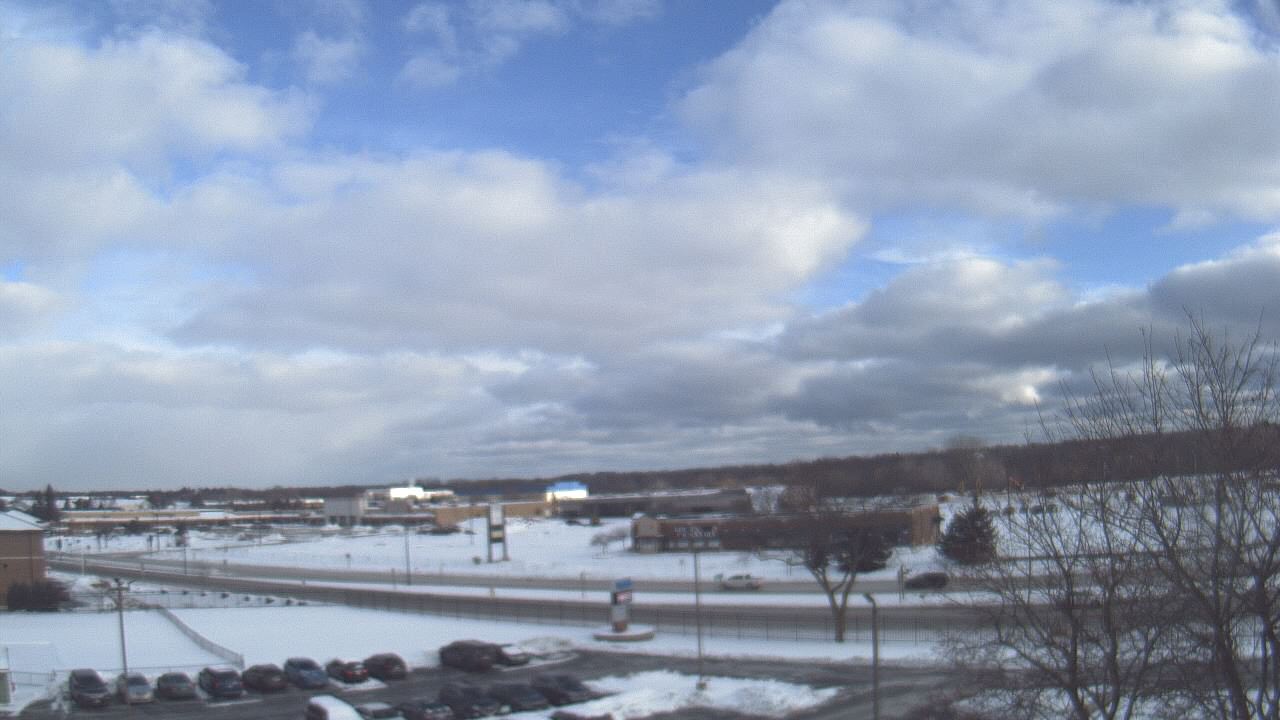 Thumbnail for current weather camera view from WITI-TV in Brown Deer, Wisconsin