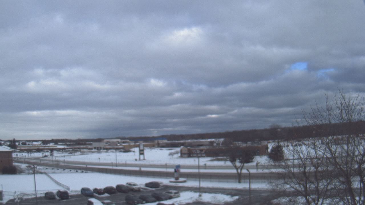 Thumbnail for current weather camera view from WITI-TV in Brown Deer, Wisconsin