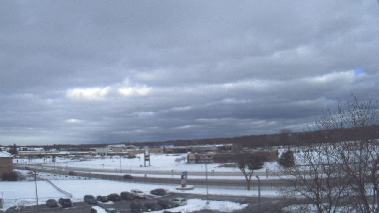 Thumbnail for current weather camera view from WITI-TV in Brown Deer, Wisconsin