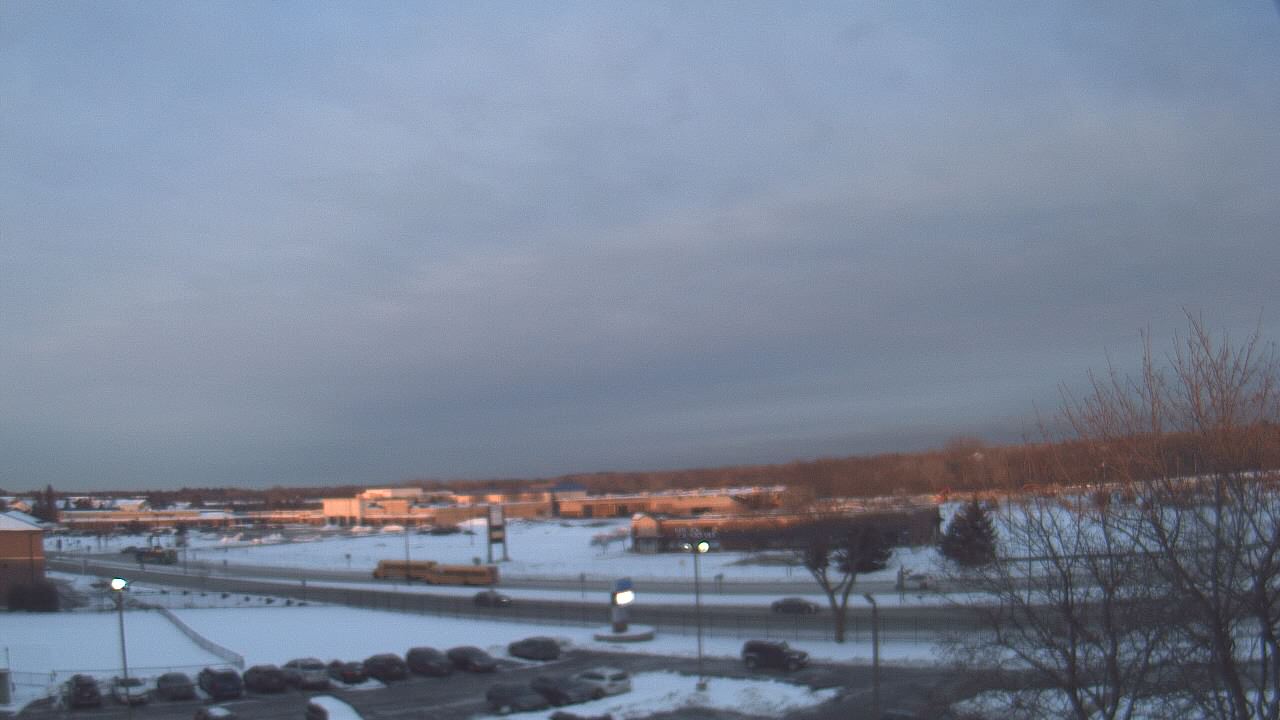 Thumbnail for current weather camera view from WITI-TV in Brown Deer, Wisconsin