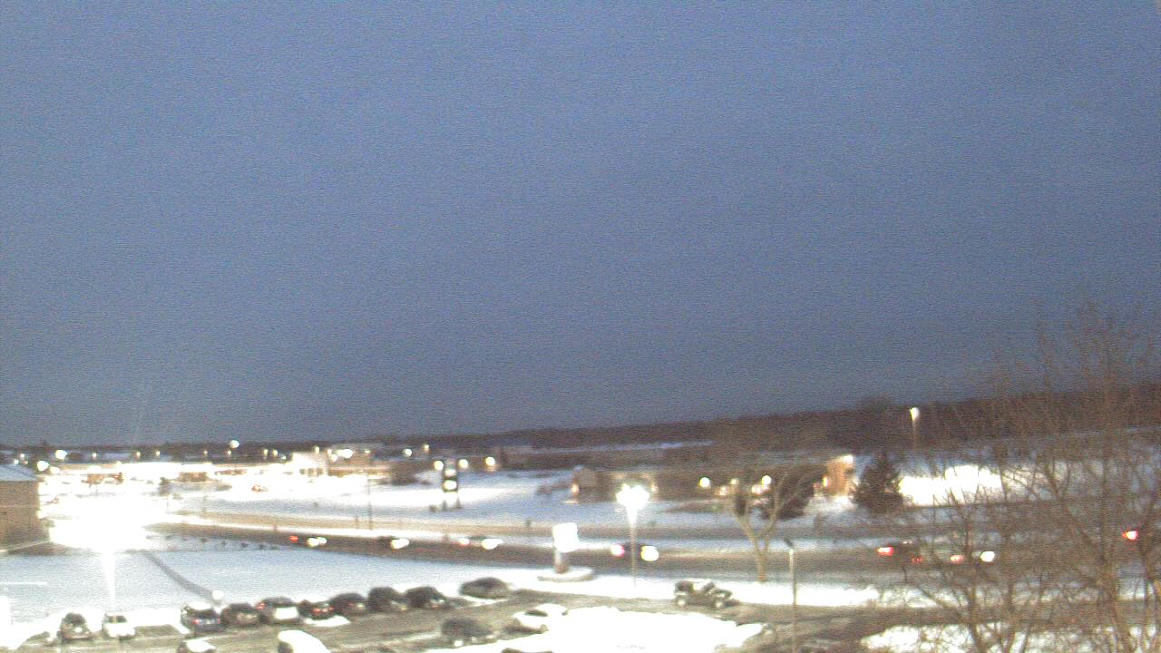 Thumbnail for current weather camera view from WITI-TV in Brown Deer, Wisconsin