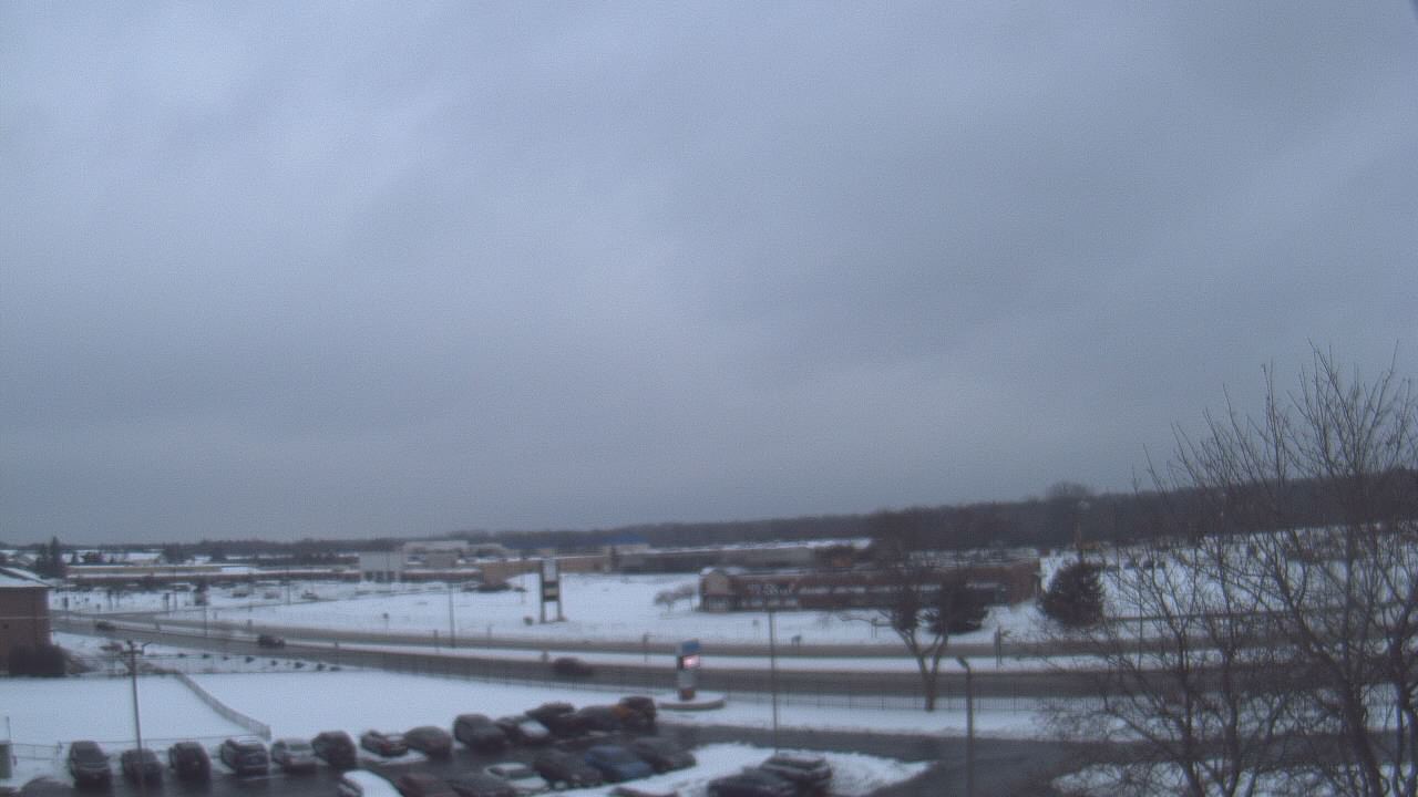 Thumbnail for current weather camera view from WITI-TV in Brown Deer, Wisconsin