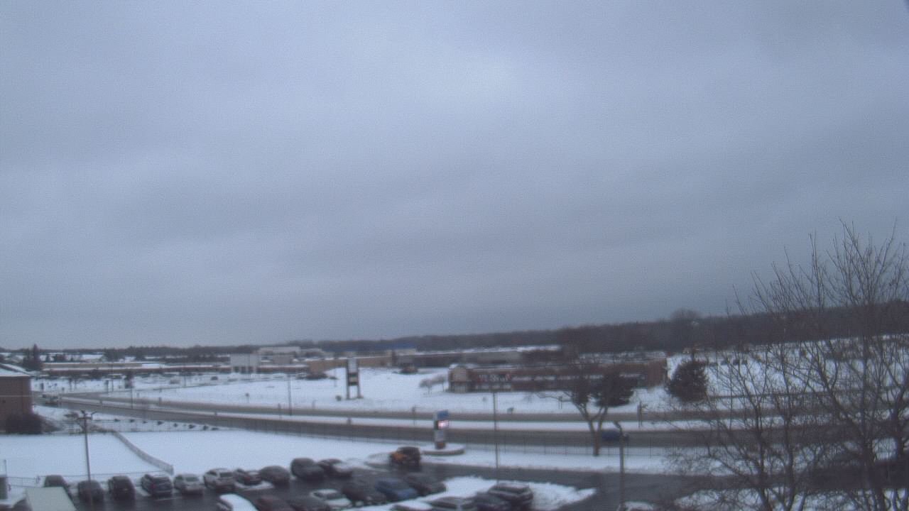 Thumbnail for current weather camera view from WITI-TV in Brown Deer, Wisconsin