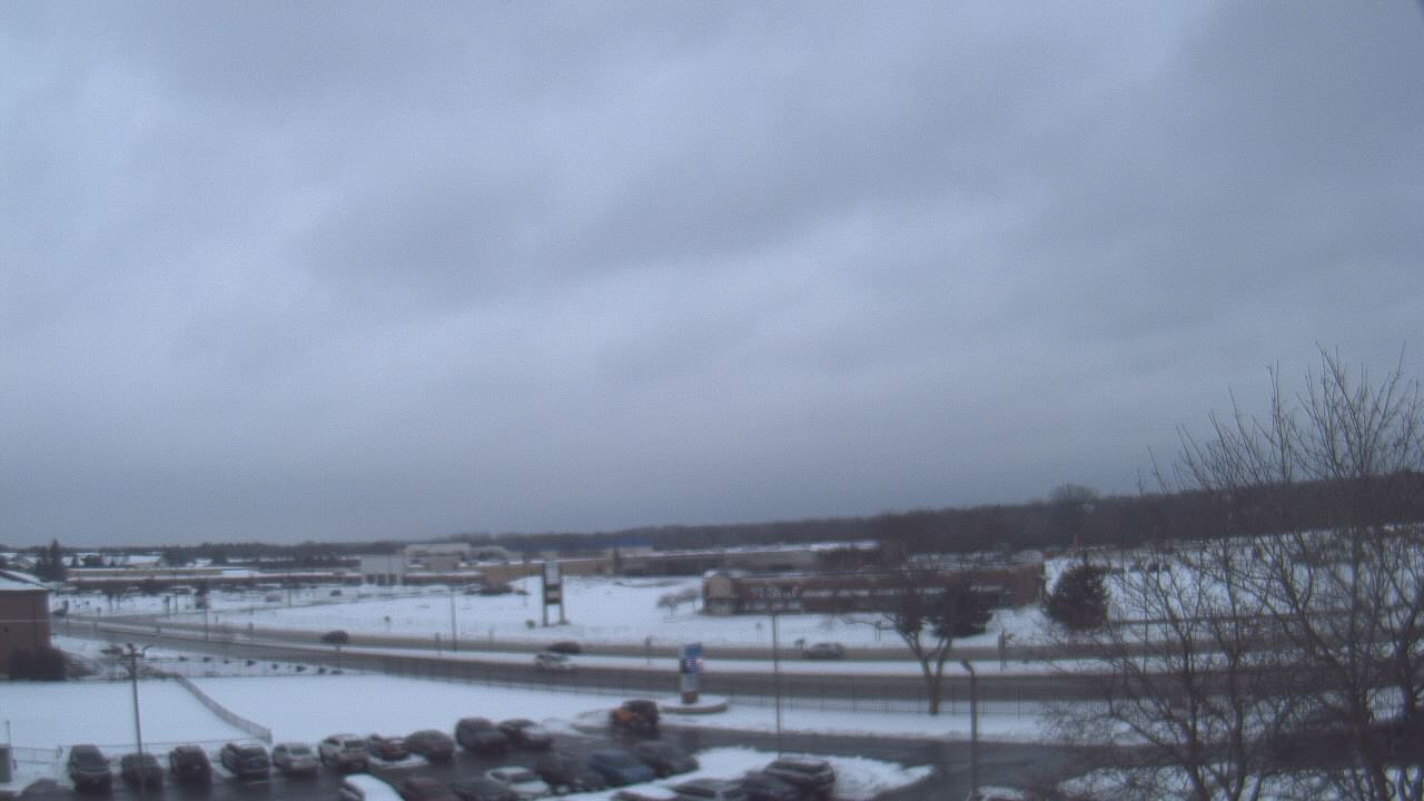 Thumbnail for current weather camera view from WITI-TV in Brown Deer, Wisconsin