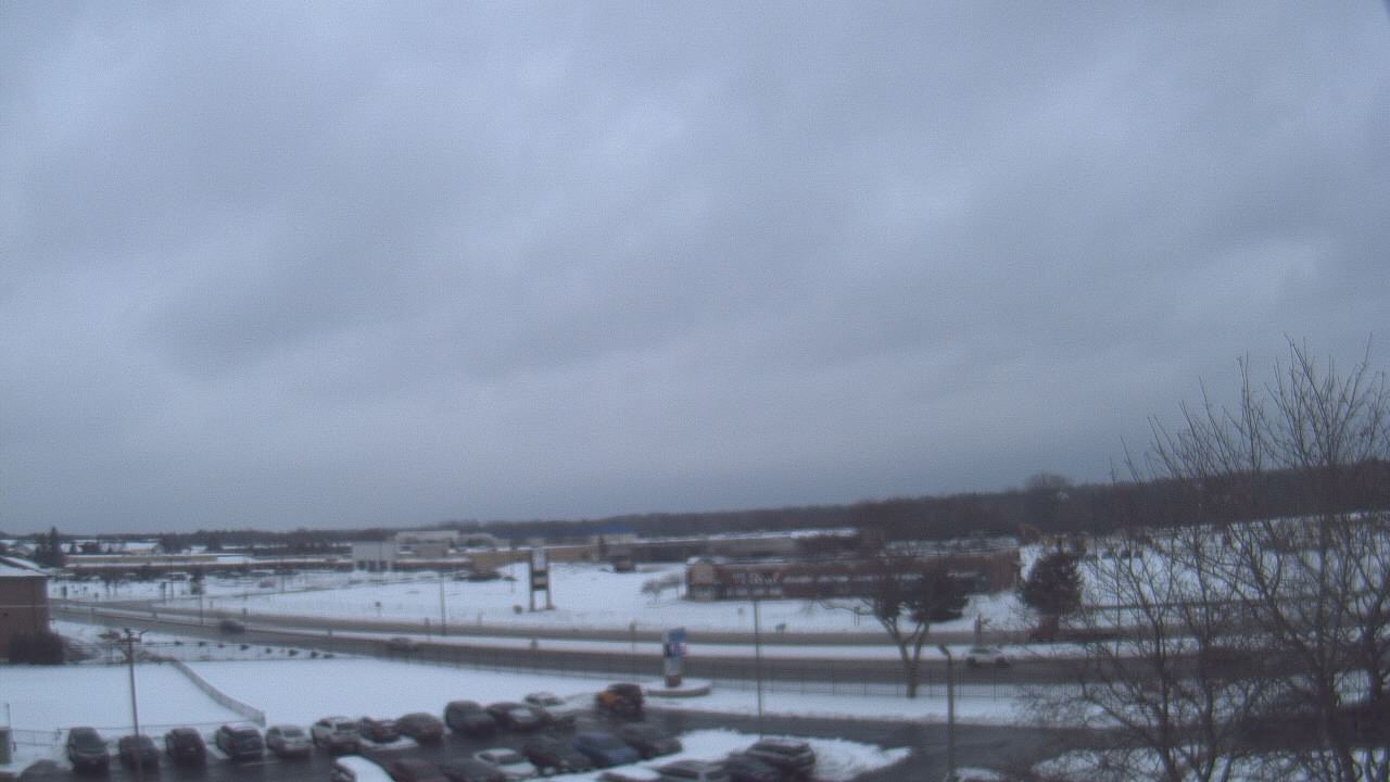 Thumbnail for current weather camera view from WITI-TV in Brown Deer, Wisconsin