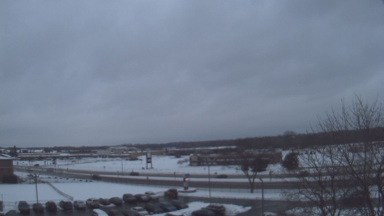 Thumbnail for current weather camera view from WITI-TV in Brown Deer, Wisconsin