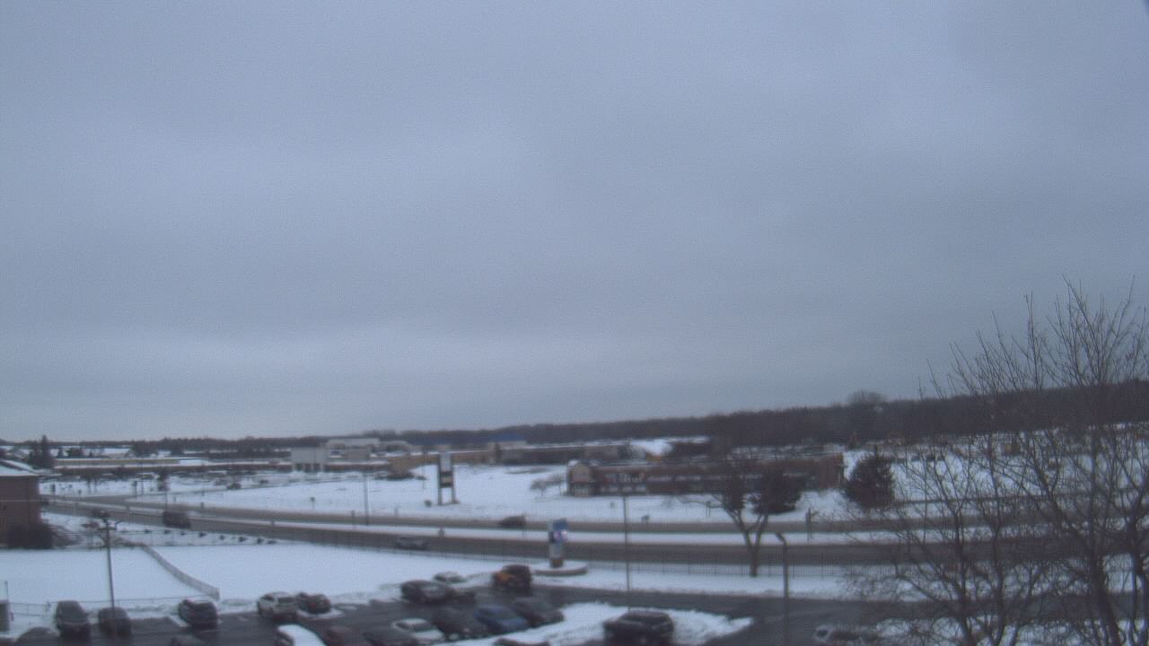 Thumbnail for current weather camera view from WITI-TV in Brown Deer, Wisconsin