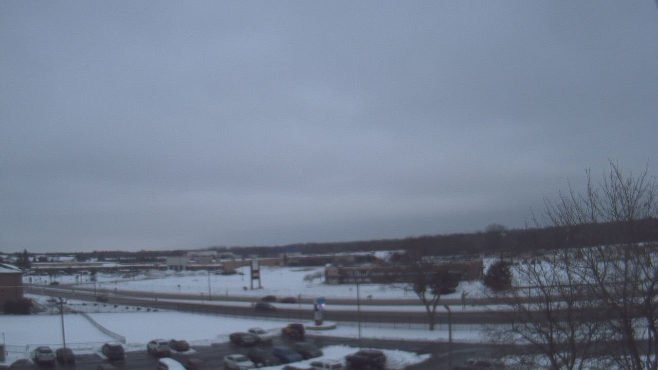 Thumbnail for current weather camera view from WITI-TV in Brown Deer, Wisconsin