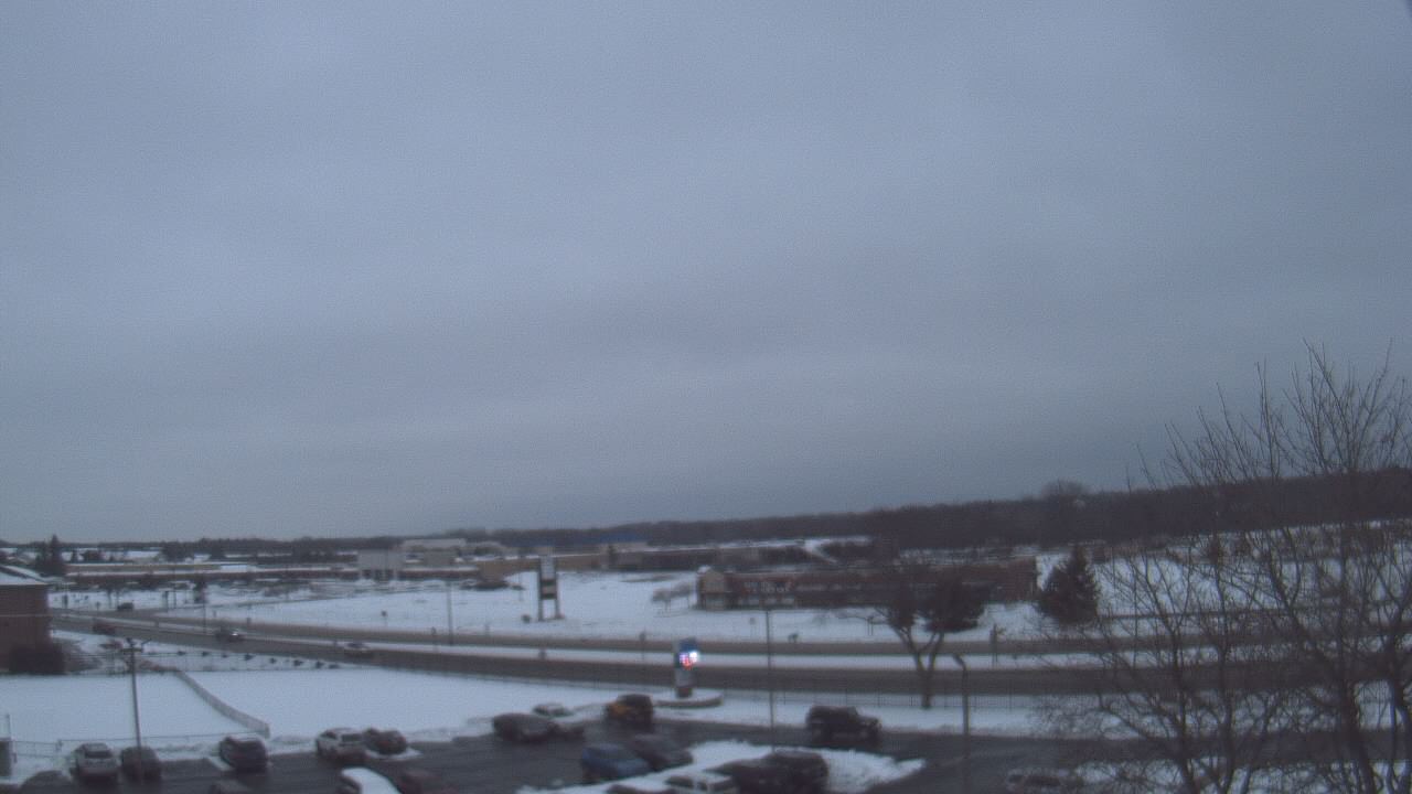 Thumbnail for current weather camera view from WITI-TV in Brown Deer, Wisconsin