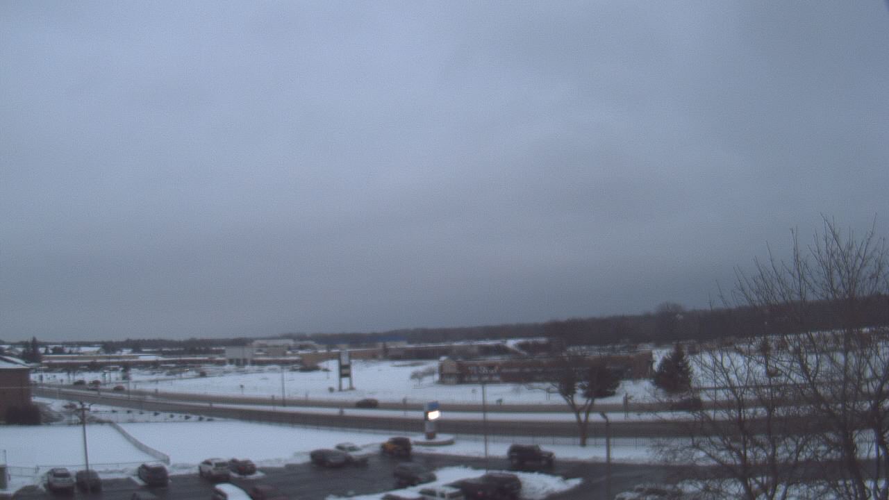 Thumbnail for current weather camera view from WITI-TV in Brown Deer, Wisconsin