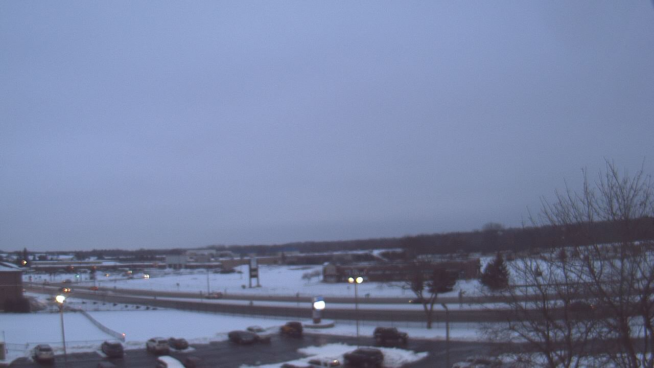 Thumbnail for current weather camera view from WITI-TV in Brown Deer, Wisconsin