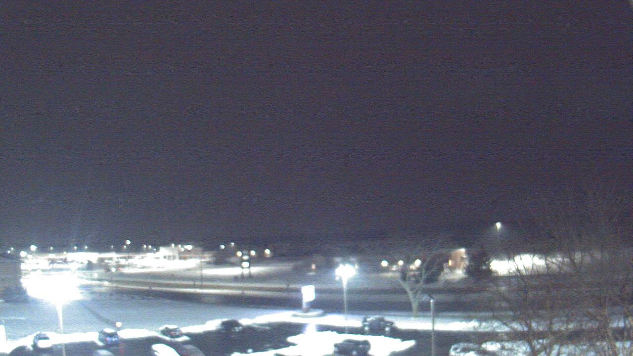 Thumbnail for current weather camera view from WITI-TV in Brown Deer, Wisconsin