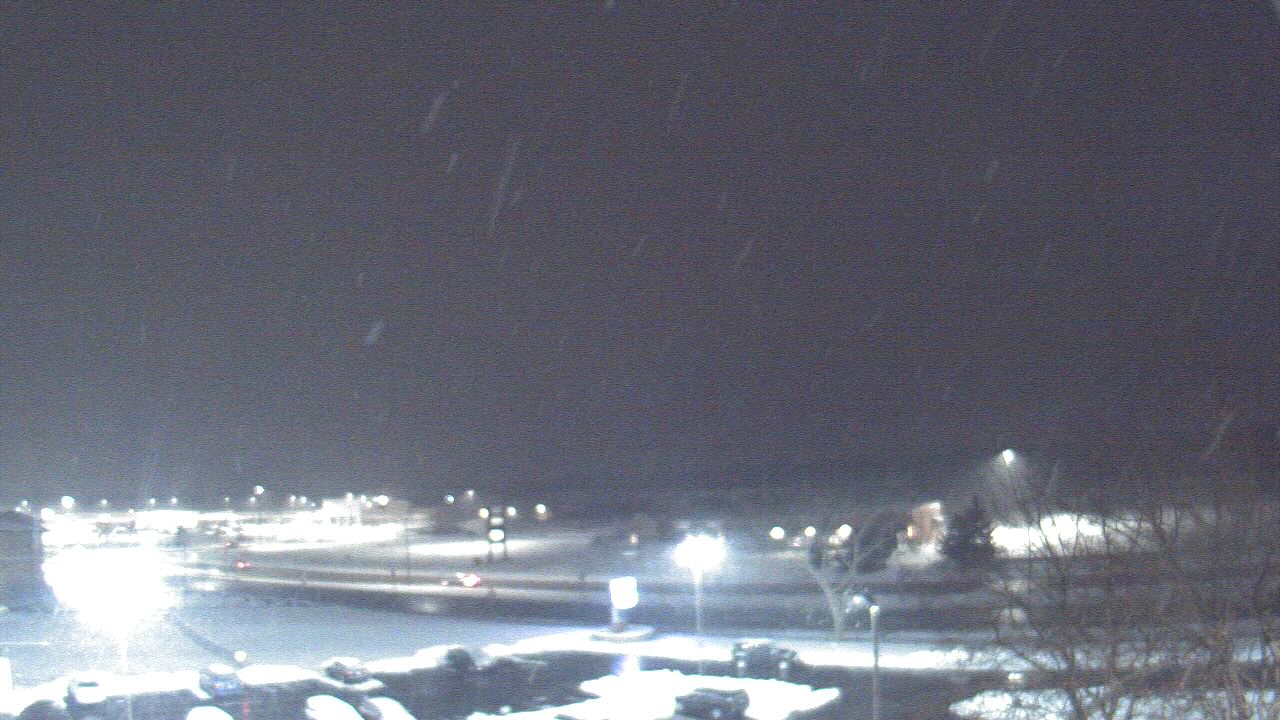 Thumbnail for current weather camera view from WITI-TV in Brown Deer, Wisconsin