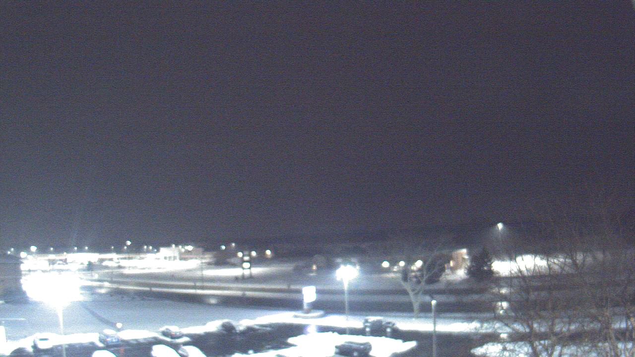 Thumbnail for current weather camera view from WITI-TV in Brown Deer, Wisconsin