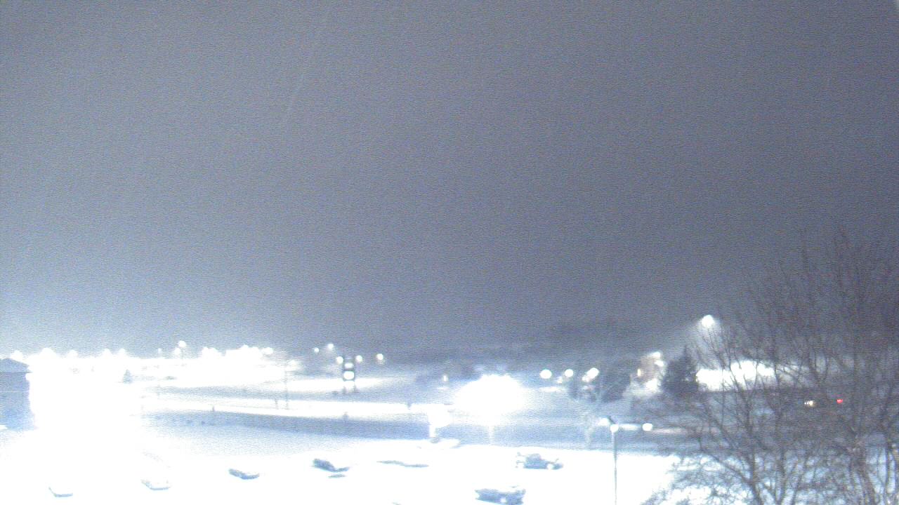 Thumbnail for current weather camera view from WITI-TV in Brown Deer, Wisconsin