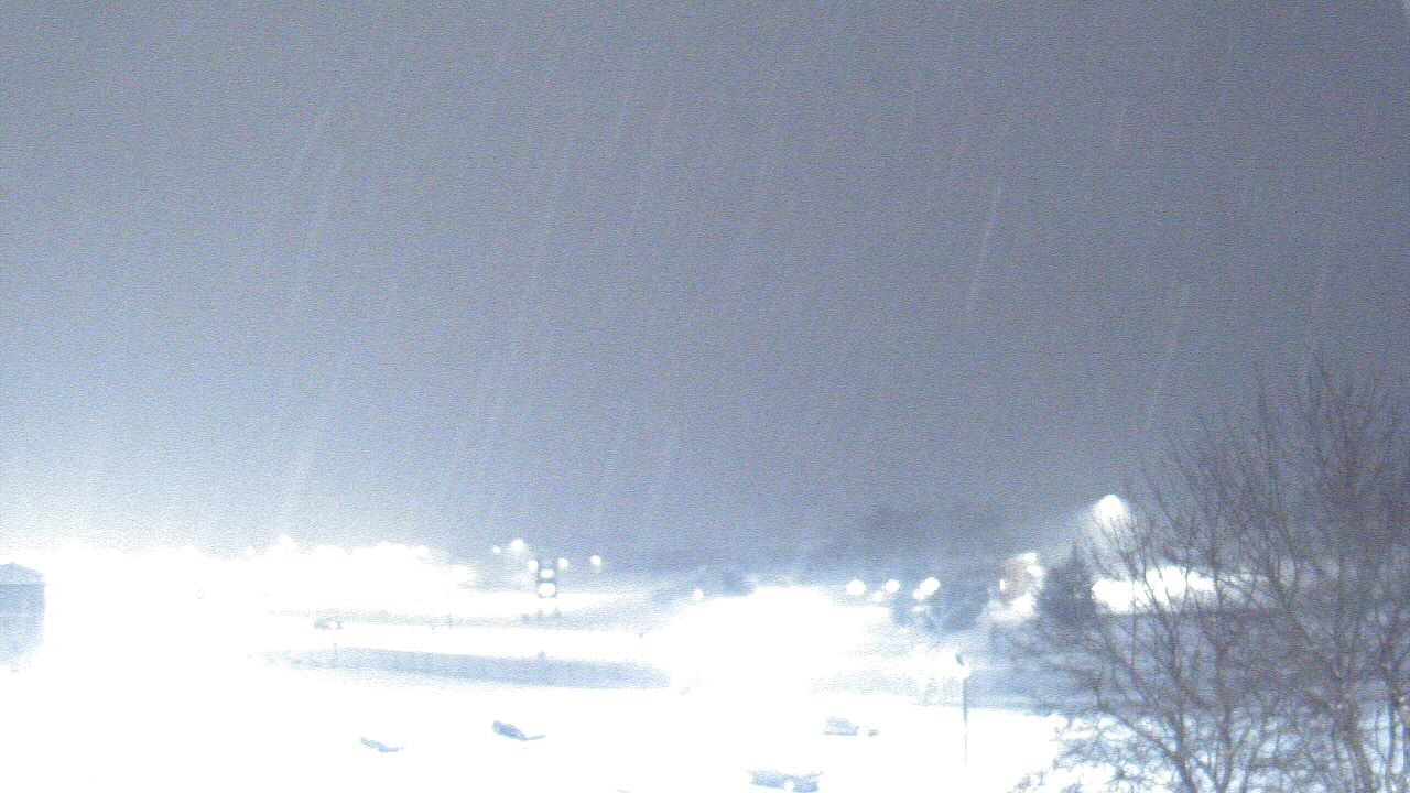 Thumbnail for current weather camera view from WITI-TV in Brown Deer, Wisconsin