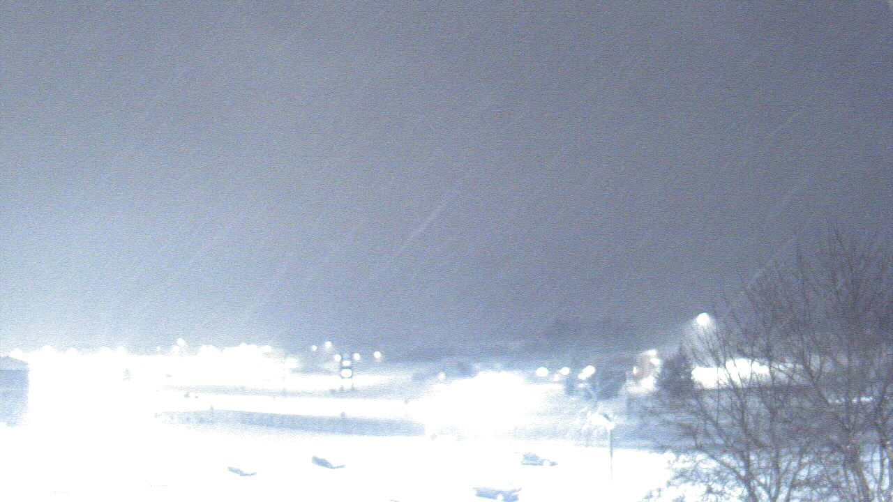 Thumbnail for current weather camera view from WITI-TV in Brown Deer, Wisconsin