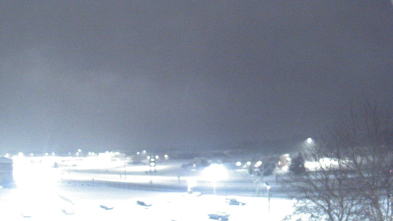 Thumbnail for current weather camera view from WITI-TV in Brown Deer, Wisconsin