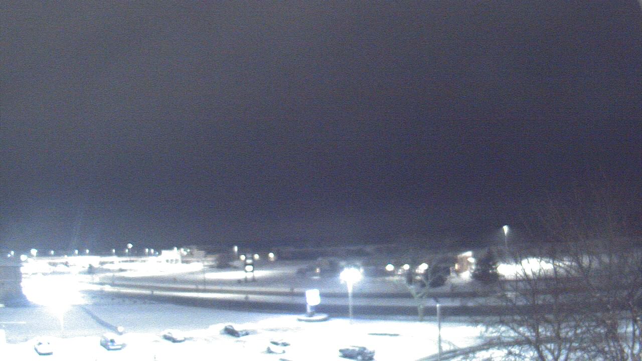 Thumbnail for current weather camera view from WITI-TV in Brown Deer, Wisconsin