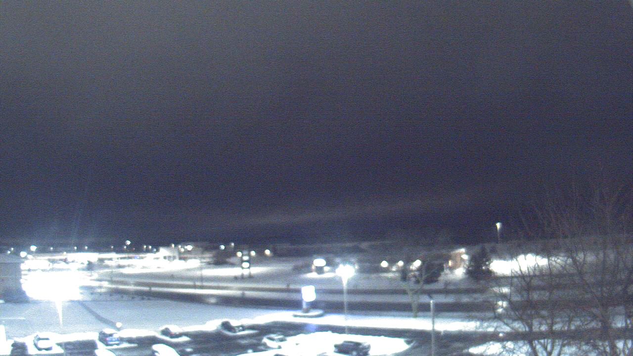Thumbnail for current weather camera view from WITI-TV in Brown Deer, Wisconsin