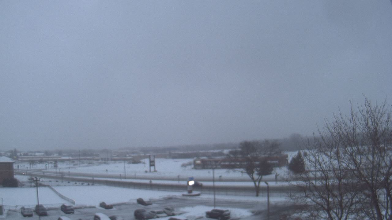 Thumbnail for current weather camera view from WITI-TV in Brown Deer, Wisconsin