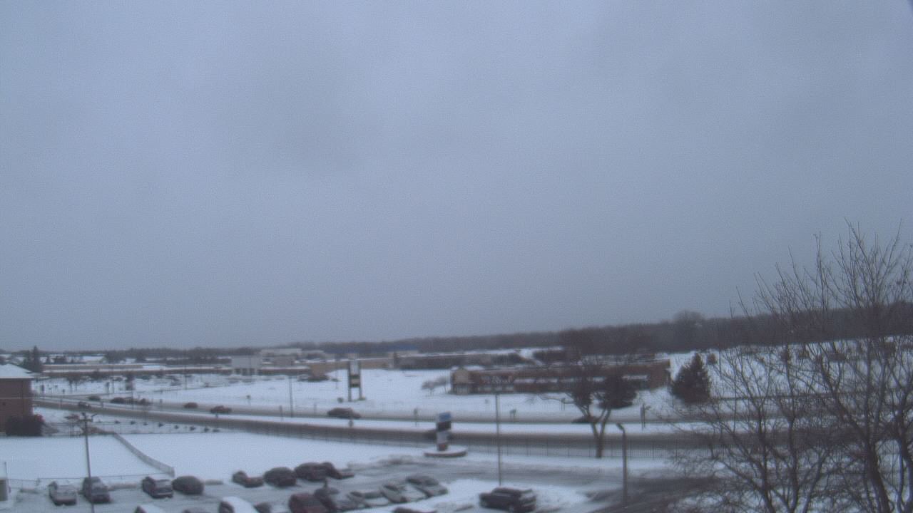 Thumbnail for current weather camera view from WITI-TV in Brown Deer, Wisconsin