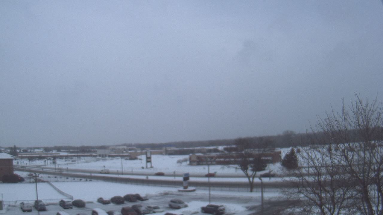 Thumbnail for current weather camera view from WITI-TV in Brown Deer, Wisconsin