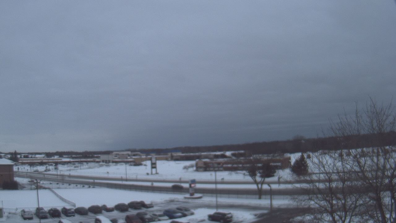 Thumbnail for current weather camera view from WITI-TV in Brown Deer, Wisconsin