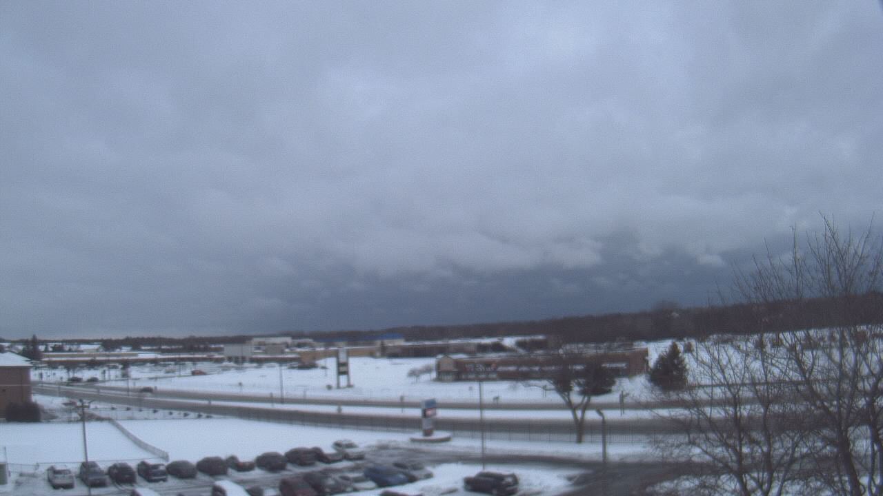 Thumbnail for current weather camera view from WITI-TV in Brown Deer, Wisconsin