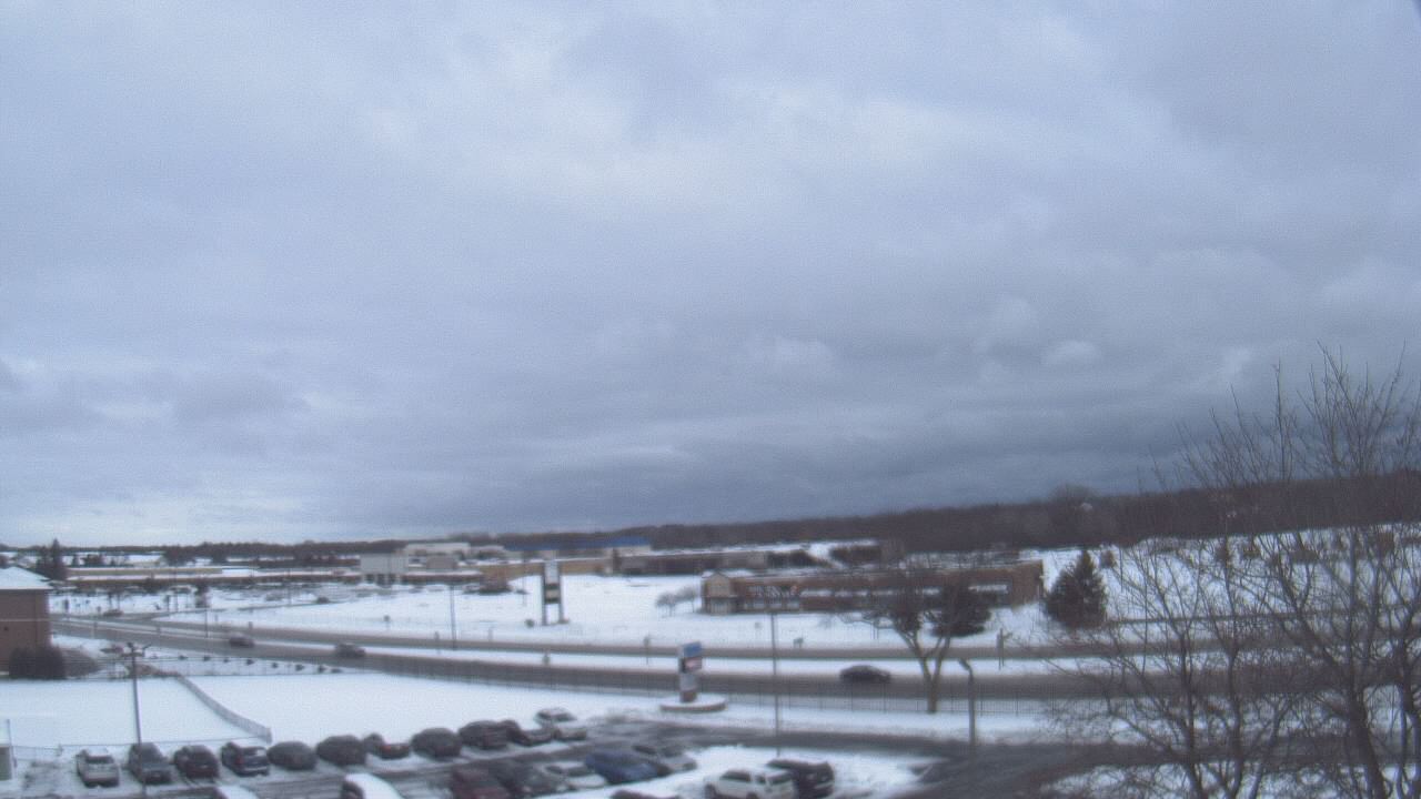 Thumbnail for current weather camera view from WITI-TV in Brown Deer, Wisconsin