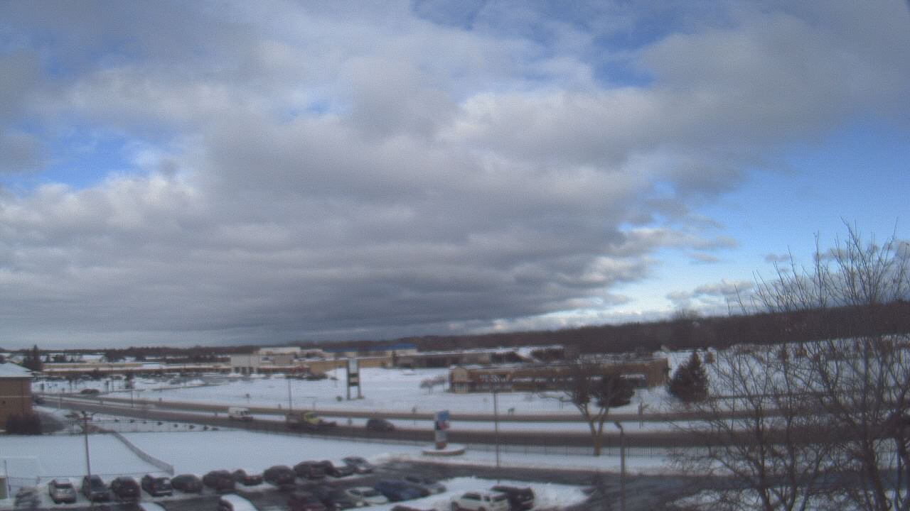 Thumbnail for current weather camera view from WITI-TV in Brown Deer, Wisconsin
