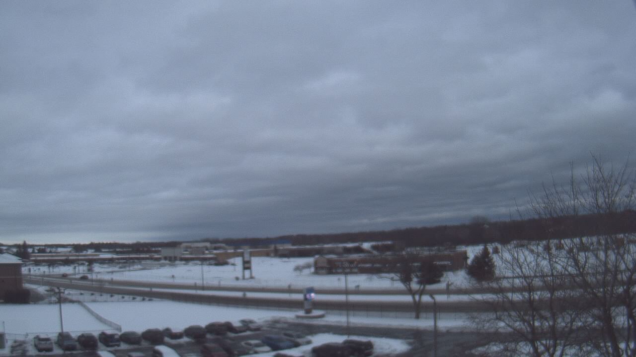 Thumbnail for current weather camera view from WITI-TV in Brown Deer, Wisconsin