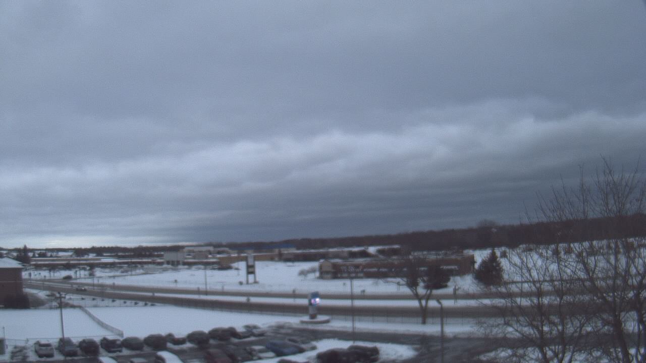Thumbnail for current weather camera view from WITI-TV in Brown Deer, Wisconsin