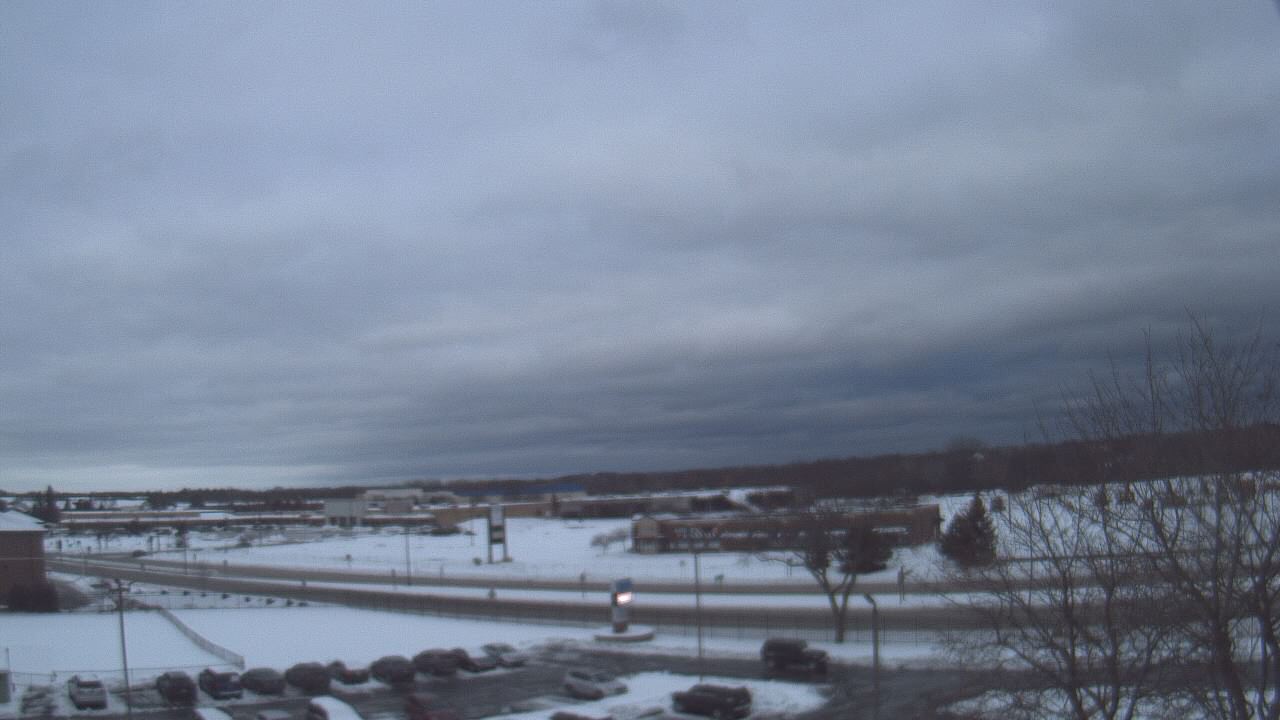 Thumbnail for current weather camera view from WITI-TV in Brown Deer, Wisconsin
