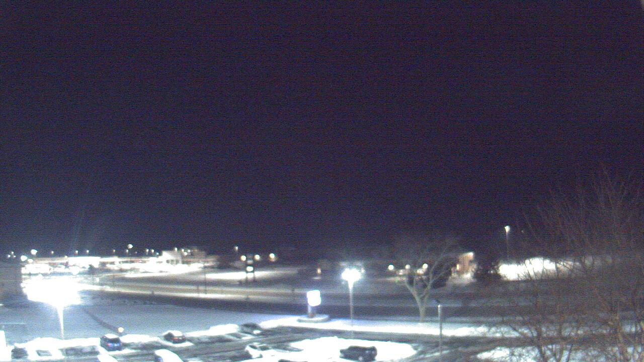 Thumbnail for current weather camera view from WITI-TV in Brown Deer, Wisconsin