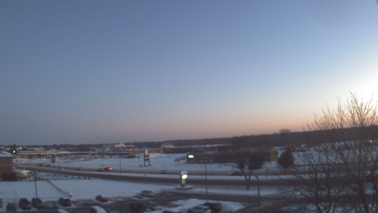 Thumbnail for current weather camera view from WITI-TV in Brown Deer, Wisconsin