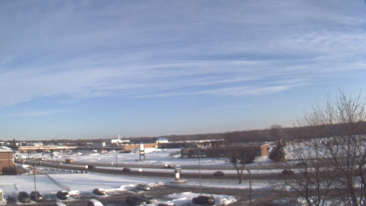 Thumbnail for current weather camera view from WITI-TV in Brown Deer, Wisconsin
